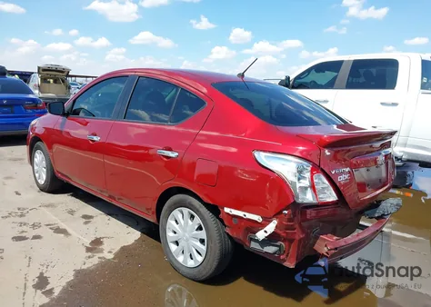 2018 Nissan Versa 1.6 Sv z USA, uszkodzony, nr VIN 3N1CN7AP6JL823123